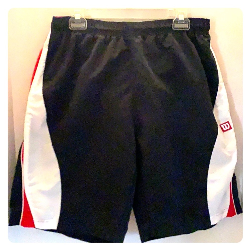 Wilson Tennis Shorts with Lining / Ball Pocket - L